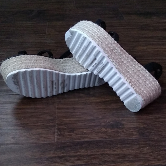 AMS Platform Sandals - Picture 3 of 5